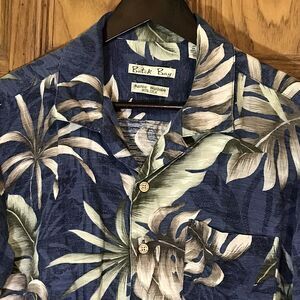 Vtg. Batik Bay 100% Silk Hawaiian Shirt Men's M  Blue Tan SS Top Loop Button Up